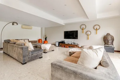 Luxury 4BR Villa with Pool & Ocean Views on Patong – Fotos 10